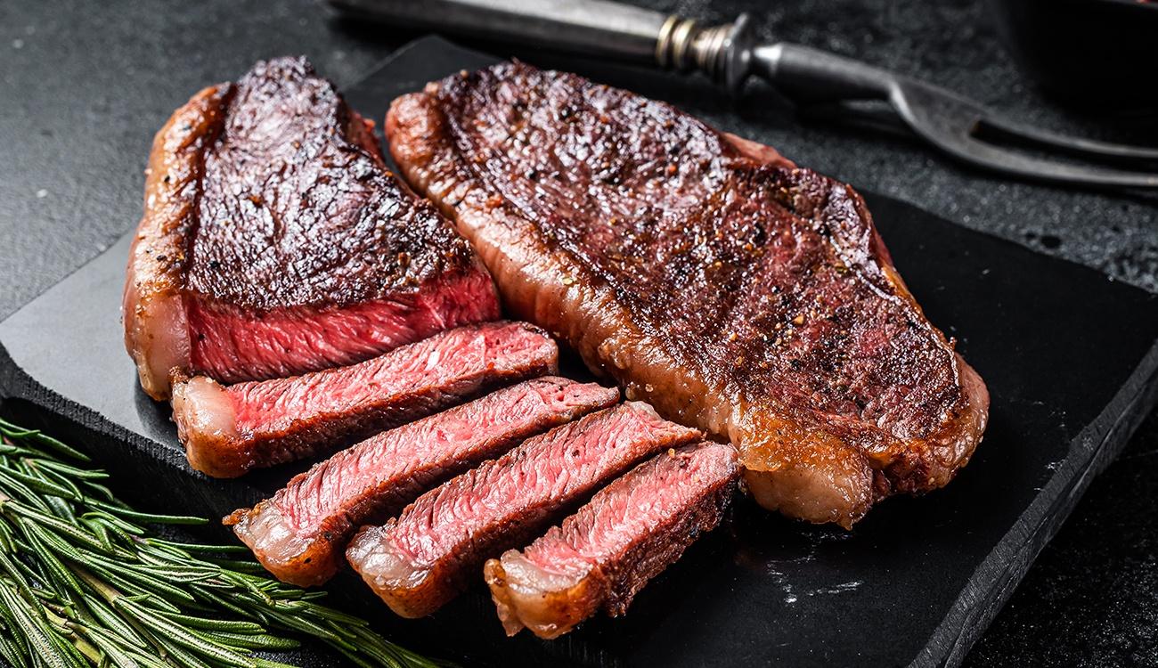 Picanha na brasa fatiada